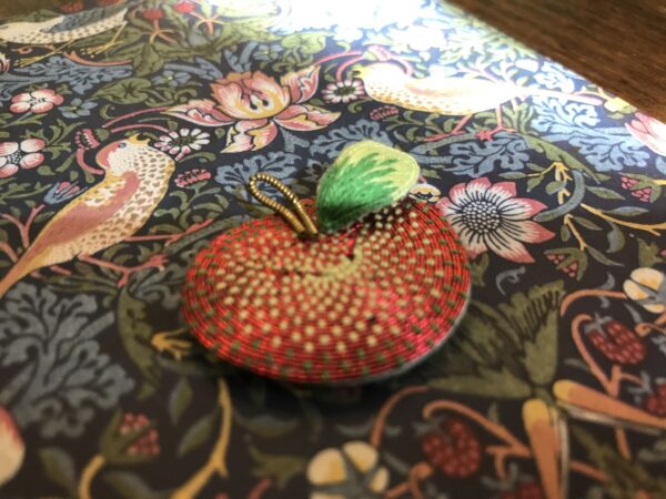 Embroidery Kit “Apple Brooch” - Image 2