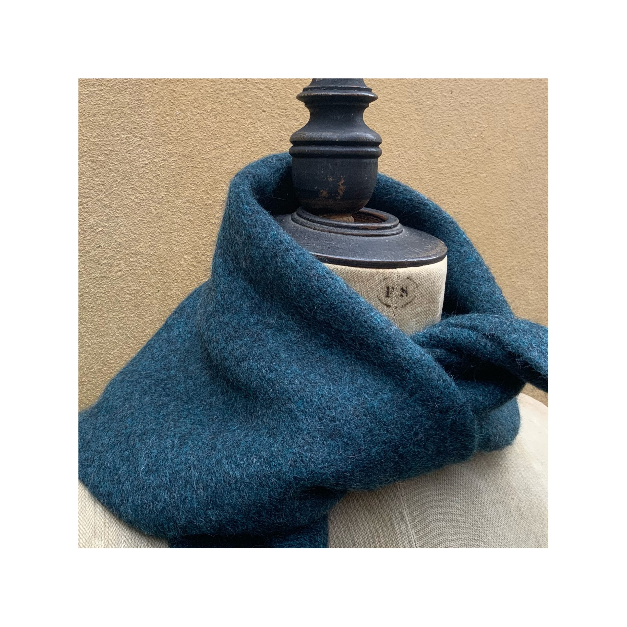 Neckerchief in Lambswool “Lugano” - Image 4